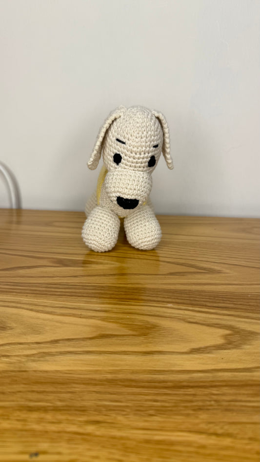 SARI KIYAFETLİ SOSİS KÖPEK